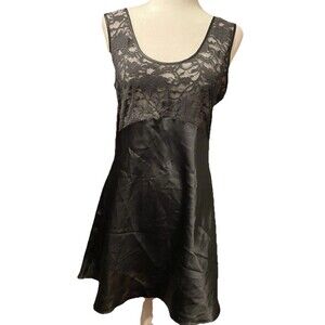 Victorias Secret Sexy Black Nightwear Satin Lace Babydoll Romantic Sz Medium VTG